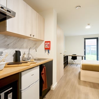 Gold Studio River View - Image 2